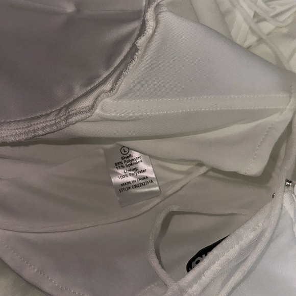 NWOT Fashion Novella White Crop - Picture 5 of 5